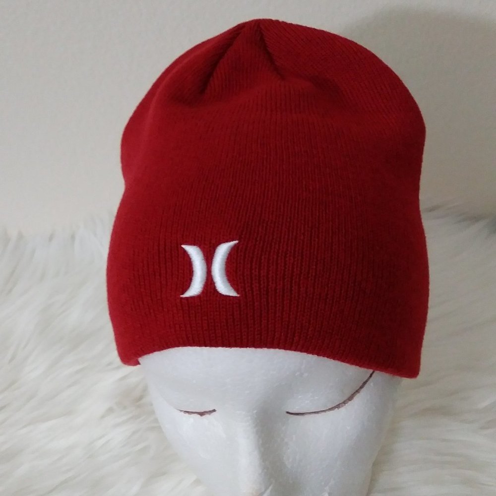 Hurley Icon Cuff Beanie Red Ribbed Knit Embroidered Logo  Hurley Icon Cuff Bean